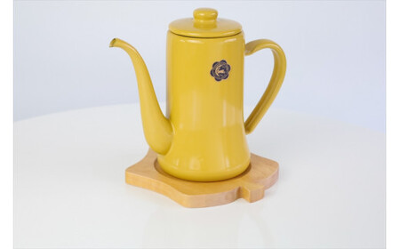 メープルリーフプレート 木 雑貨 プレゼント 祝い おしゃれ【 食器 神奈川県 小田原市 お皿 お皿】