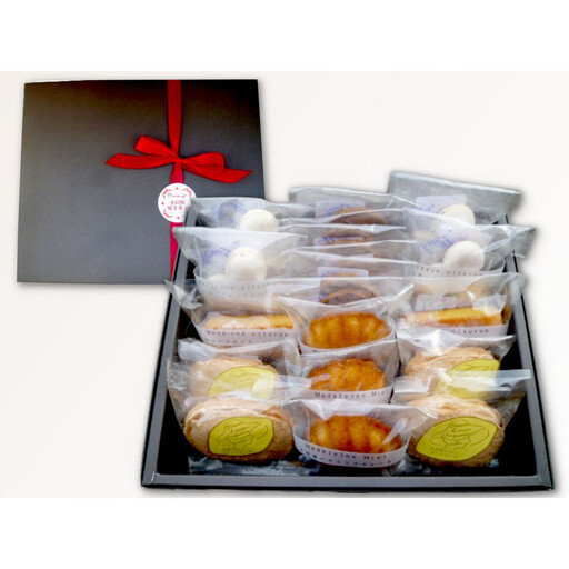 小田原焼き菓子ギフト箱【ギフト 贈答用 プレゼント 贈り物 レモンダックワーズ ウィークエンドシトロン はちみつマドレーヌ レモンメレンゲ 紅茶クッキー 小田原ギフト マドレーヌ ダックワーズ 神奈川県 小田原市 焼き菓子 焼き菓子】