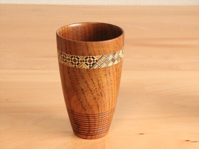 【箱根寄木細工　ジョッキ】伝統工芸品で乙な一杯！木肌が作るクリーミーな泡立ち、結露しにくいのも嬉しい！【 キッチン用品 食器 雑貨 日用品 木製食器　職人メイド 工芸品 職人の手作り おしゃれ食器 神奈川県 小田原市 寄木細工 寄木細工】