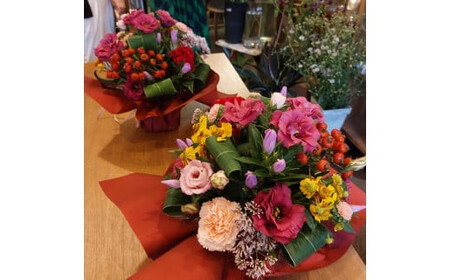 生花アレンジ体験レッスン 【 フラワーアレンジメント 体験 チケット 神奈川県 小田原市フラワー アレンジメント 】