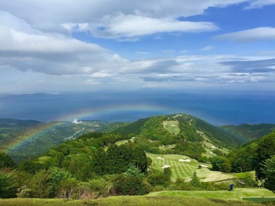 『一番近い天空のゴルフコース小田原城カントリー倶楽部』1組4名様土日祝プレー券