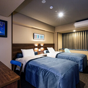 土日祝日OK!1泊2食付宿泊プラン2名様◆天然温泉浴場ご利用含む◆【 チケット 神奈川県 小田原市 温泉 温泉】