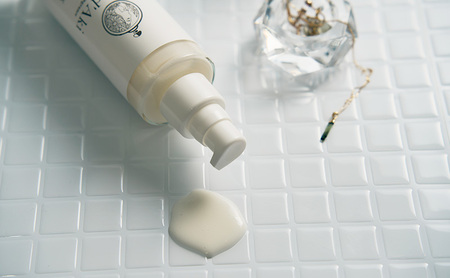 l美容液、クレンジング、洗顔料、fクリーム　計4個 アミノ酸クレンジング乳液 150ml: コスメ＆ビューティー