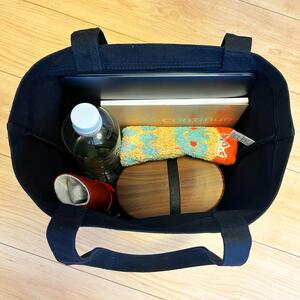 湘南・茅ヶ崎で描く、海を感じるイラストアート 『湘南ランドスケープ：トートバッグ　Mサイズ』 /風景 犬 猫 サザンC ビーチ