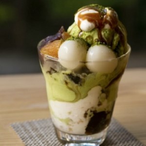 ふるさと納税 コーヒーシロップ　黒糖・ジンジャー　セット　300ml×各1本 神奈川県茅ヶ崎市 ふるさと納税 コーヒーシロップ 黒糖・ジンジャー セット 300ml×各1本