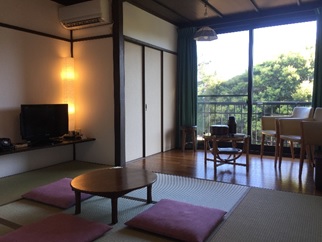 逗子海岸まで3分!KKR逗子松汀園ご利用券 A