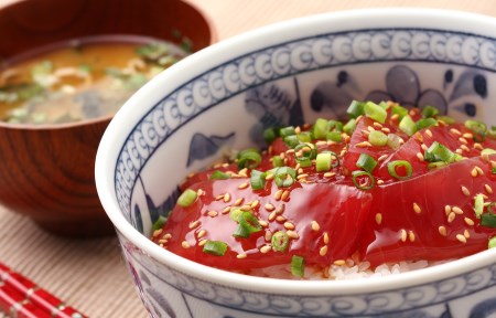 【 総量400g 】 天然 メバチまぐろ 鉄火丼用 ・ づけ丼用 詰合せ M073-002 冷凍 マグロ