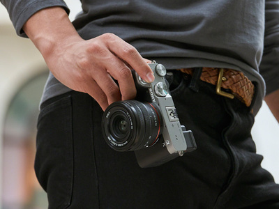 ソニー デジタル一眼カメラ α7C (ブラック ズームレンズキット)：ILCE-7CL BQ｜SONY 撮影 写真 動画 ミラーレス [0451]