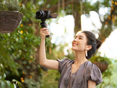 ソニー デジタル一眼カメラ α7C (ブラック ズームレンズキット)：ILCE-7CL BQ｜SONY 撮影 写真 動画 ミラーレス [0451]