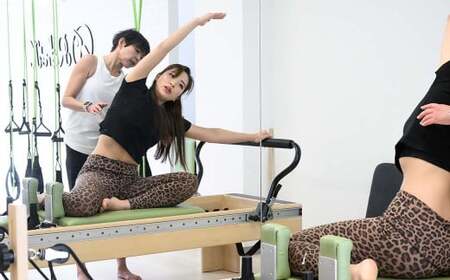 身体を変える！マシンピラティス プライベートレッスン（1回分）  ピラティス レッスン 姿勢改善 筋トレ 体験 チケット