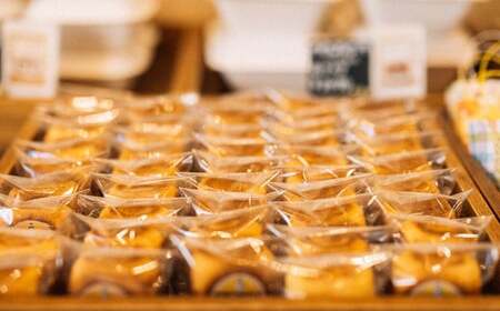 パティシェが作る創作パイナップルケーキ 45g×10個入り ギフトBOX スイーツ デザート ケーキ 