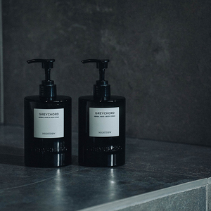 【GREYCHORD】H&B GIFT SET　ハンド＆ボディ用のソープとクリームのセット(ポーチ付)【 ボディーケア 神奈川県 海老名市 】