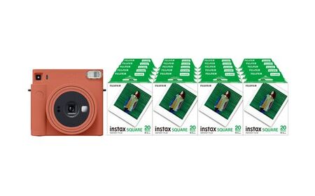 「インスタントカメラinstax™“チェキ”スクエアセット」instax™ スクエアフォーマットフィルム 2パック×20（合計400枚撮影可能）インスタントカメラ“チェキ”「instax SQUARE SQ1™ Terracotta Orange」×1 