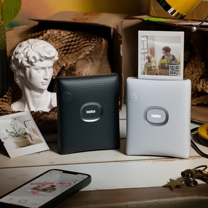 「スマホプリンターinstax™“チェキ”スクエアセット」instax™ スクエアフォーマットフィルム 2パック×23（合計460枚撮影可能）スマホプリンター“チェキ”「instax SQUARE Link™ Midnight Green」×1