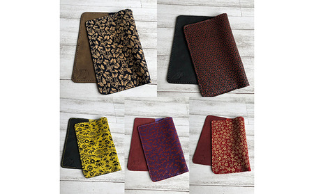 印傳（鹿革）の手作りブックカバー 雑貨 日用品 文房具 ファッション小物  赤下地白漆桜吹雪