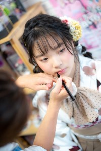 20歳の写真集撮影券（振袖ドレス私服での撮影、セレクトデータ200カット、写真集1冊）＜二十歳/成人式/前撮り/後撮り＞