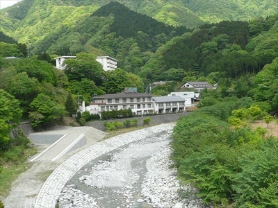 【定期便3ヶ月】飲むおんせんベール2L×6本入【2箱セット】【 温泉水 温泉純度100％ 保存水 防災 神奈川県 山北町 】