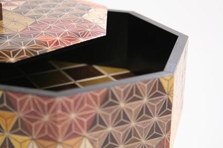 寄木細工 八角菓子器 亀甲［工芸品工芸品］