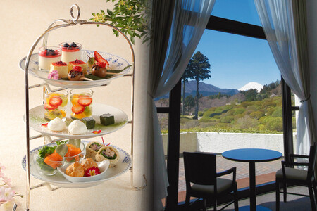 山のホテル ラウンジ アフターヌーンティーペア利用券