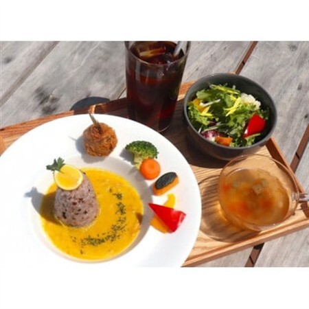 HOTEL FARO manazuru 「CAFE＆RESTAURANT燈下」ランチペアチケット【1699791】