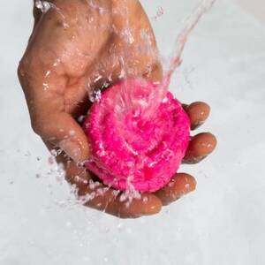 LUSH ラッシュ ブルーミング ビューティフル 3種のバスギフト【配送不可地域：離島】【1448555】