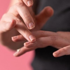 LUSH ラッシュ 檸檬の指先 50g ネイルクリーム ハンドメイドコスメ【1640983】