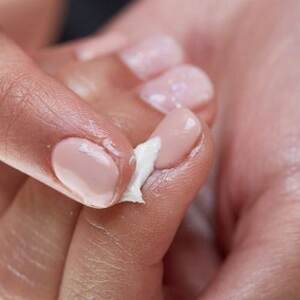 LUSH ラッシュ 檸檬の指先 50g ネイルクリーム ハンドメイドコスメ【1640983】