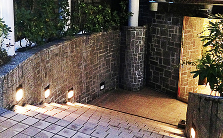 【新潟イーストホテル】宿泊利用券1500円分 チケット 観光好アクセス ビジネス拠点 仕事 観光 出張 ビジネス 旅行 宿泊先 新潟県 