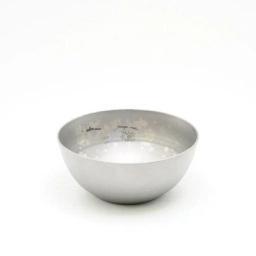 純チタン製お猪口 裕(Yuu)・春(桜) オシャレ おちょこ ぐいのみ おしゃれ 酒器 日本酒 チタン 燕三条製 プレゼント 退職祝い  【022S067】