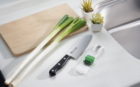 白髪ねぎカッターセット(三徳包丁 白髪ねぎカッター)  包丁 庖丁 キッチン用品 調理器具 燕三条製 新生活 一人暮らし  [下村工業] 【010S468】