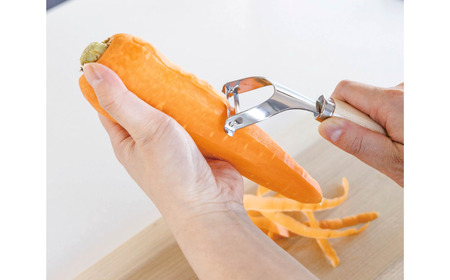 ねぎピーラー(白髪ねぎ)と木柄ピーラー 皮むき 時短 調理器具 キッチン用品 キッチンツール 燕三条製 [小柳産業]【011S205】