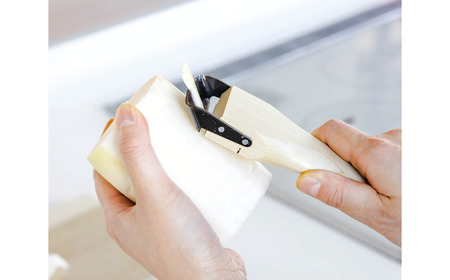 千切りスライスと昭和の台所ピーラー 皮むき 時短 調理器具 キッチン用品 キッチンツール 燕三条製 [小柳産業]【011S206】