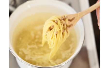 チーズおろし器（粗挽き用）とパスタ用ターナー おろし金 チーズグレーター 調理器具 キッチン用品 キッチンツール 燕三条製 [小柳産業]【010S527】