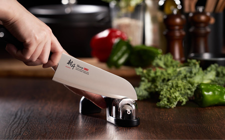 村斗SHARP 三徳・ダイヤキレックス（包丁研ぎ器）セット 万能包丁 研ぎ器 簡単 キッチン用品 調理器具 新生活 燕三条製 [下村工業] 【013S107】