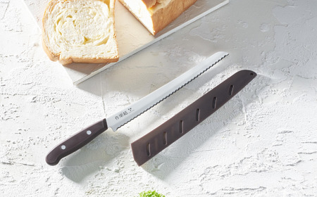 作楽結 サヤ付き2本セット（三徳・パンスライサー） 万能包丁 パン切ナイフ 食洗機対応 キッチン用品 調理器具 新生活 燕三条製 [下村工業] 【010S534】