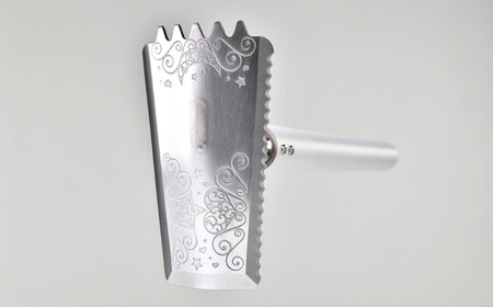 1本6役 草刈り鎌&鍬 マジックワンド ホワイト 家庭菜園 農作業 燕三条製 [浅野木工所] 【010S657】