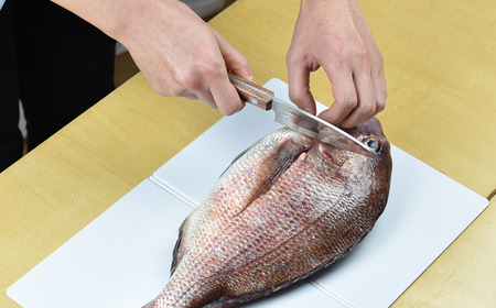 [ベルモント]魚さばき便利セット ウロコ取り リムーバー 骨抜き 折りたたみまな板 燕三条製 キッチン用品 新生活 一人暮らし【011S277】