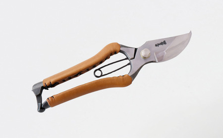 剪定鋏 225mm 本革 T-34C 庭仕事 ガーデニング 園芸用品 燕三条製 [外山刃物]