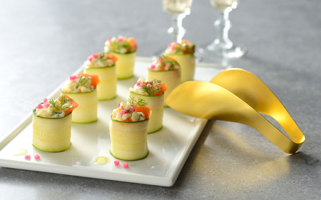 ゆびさきトングシリーズ ゴールド×シルバー ステンレス製キッチンツール 特別仕様 角型ギフトボックス 燕三条製 日本製 純金仕上げ 純銀仕上げ 【033S051】