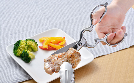 オールステンレスキッチンバサミ [栗忠製作所]  鋏 キッチンばさみ 取り外し  燕三条製 