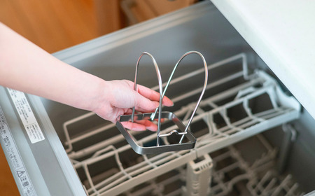 すっきり暮らすセット（深型+まな板スタンド） 水切りかご ステンレス 食洗機対応 燕三条製 [ビーワーススタイル] 【012S150】