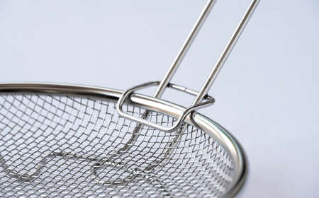 すっきり暮らす盆ざる19・22cmセット 持ち上げフック付き ステンレス 食洗機対応 燕三条製 [ビーワーススタイル] 【011S327】