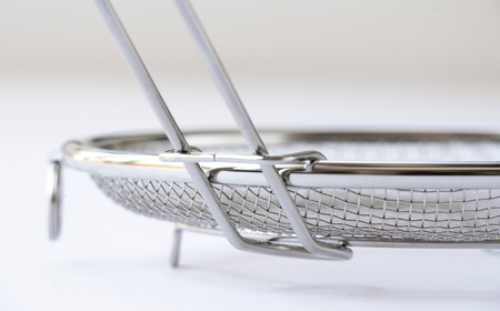 すっきり暮らす盆ざる19・22cmセット 持ち上げフック付き ステンレス 食洗機対応 燕三条製 [ビーワーススタイル] 【011S327】