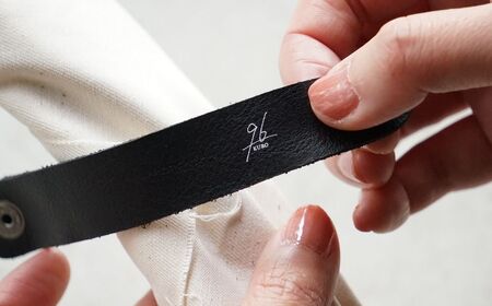 ギフト 黒染めカトラリーDフルセット [つやつや] 96 KURO スプーン フォーク ナイフ デザート スープ ステンレス製 燕三条製 新生活 贈り物 経年変化 おしゃれ キッチン ごちそう おもてなし【033S061】