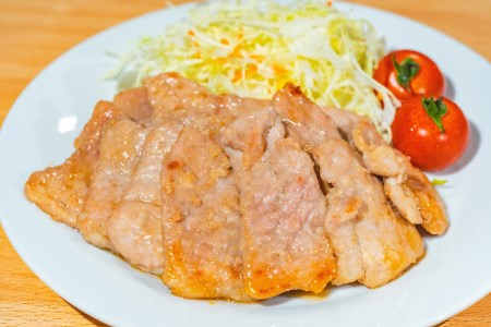 豚のしょうゆ糀生姜焼きセット 三条産和梨でやわらか 計6パック 新潟県産豚肉生姜焼き 約1.3kg (生姜焼きモモタレ漬け600g 、生姜焼きロースタレ漬け720g) 生姜焼き用肉 【011S013】