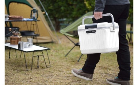 ギャラシー　ベリアスクーラーボックス　9L　ホワイト/ホワイト【010S020】