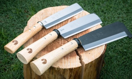 【ふるさと納税】キャプテンスタッグ×鋼典 スポーツ鉈 ナタ 木サヤ付 薪割り 焚火 燕三条 キャンプ アウトドア 防災グッズ 【030S007】