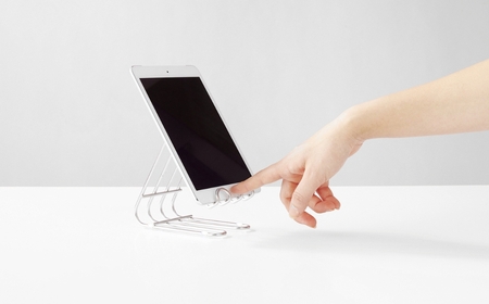 [ハナウタ] hanautaキッチンスタンド キッチン用品 キッチンツール まな板スタンド  タブレットスタンド 燕三条製 ステンレス製 【010S352】