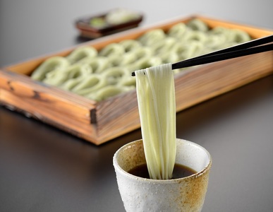 越後小千谷へぎそば 8束 化粧箱(つゆ付) 布海苔 たかの