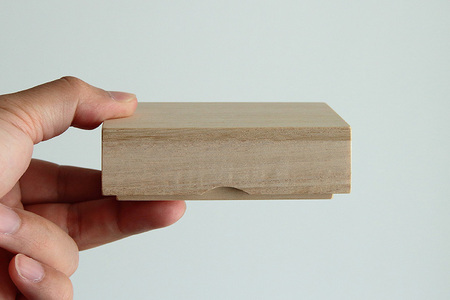 【木製箸置き】はしやすめ山脈・はしやすめ山4個セット(桐箱入り)《1個あたり W4.2×D1.9×H1.5(cm)》